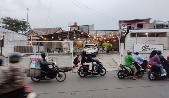 Ex Kafe Pinggir Jalan Raya di Cikunir Bekasi  2