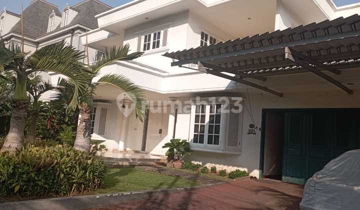 Dijual Rumah Mewah Ada Kolam Renang di Kebayoran Lama Jakarta  2