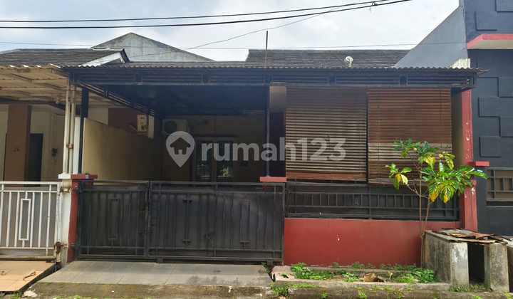 Dijual Rumah Bebas Banjir Siap Huni di Villa Jakasetia Bekasi Dijual Rumah Bebas Banjir Siap Huni di Villa Jakasetia Bekasi