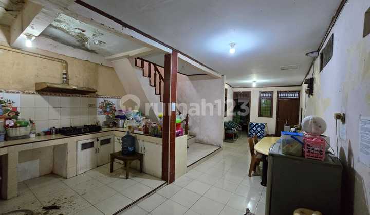 Dijual rumah Kosan Strategis di Tanah Abang Jakarta 2