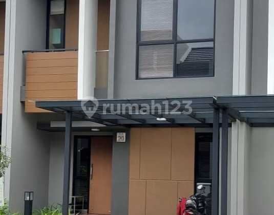 Di Jual Rumah 2 Lantai Full Furnish Ex Show Unit Summarecon Bekasi