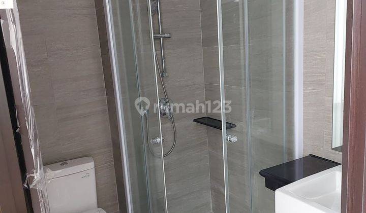 Paling Murah Disewakan Rumah 4.5x10 Tipe 3 Lantai di Pik 2 8