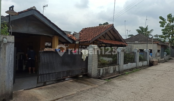 Rumah butuh renovasi harga tanah,strategis,cocok untuk kost kostan,dekat transpark Juanda Bekasi timur,kota bekasi 2