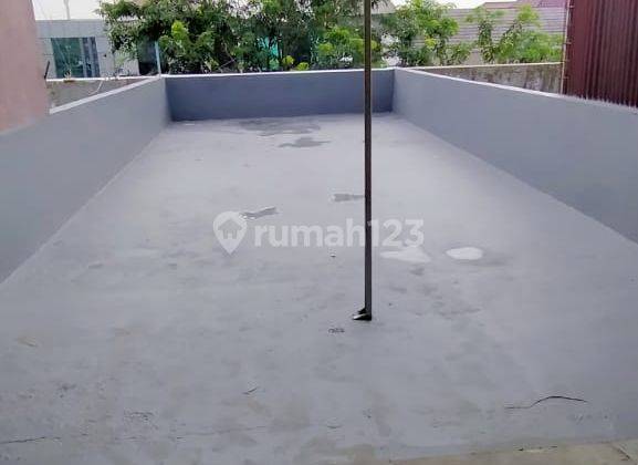 Ruko bagus,strategis,siap pakai,2 lantai, daerah ramai di jalanan raya Buaran,Jakarta timur 5