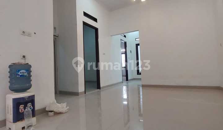 Rumah baru,strategis,murah,siap huni,semi furnished di perumahan SBS,harapan jaya,Bekasi Utara,kota bekasi 6