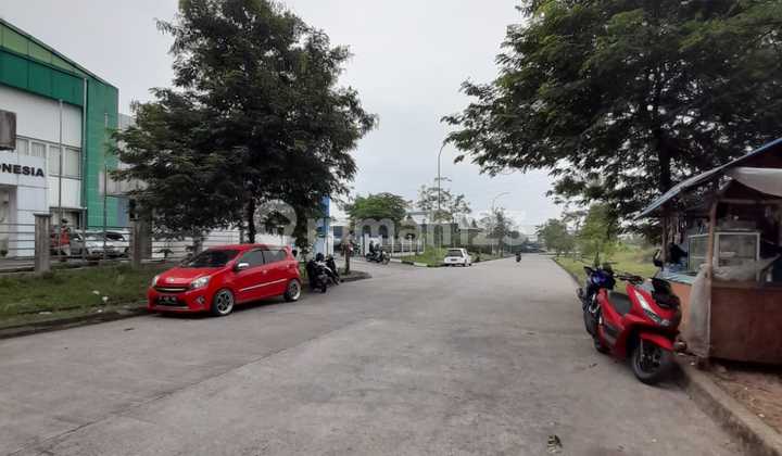 Gudang bagus full renovasi,strategis,siap pakai di kawasan industri dan pergudangan Delta silicon,Cikarang pusat,kabupaten bekasi 4