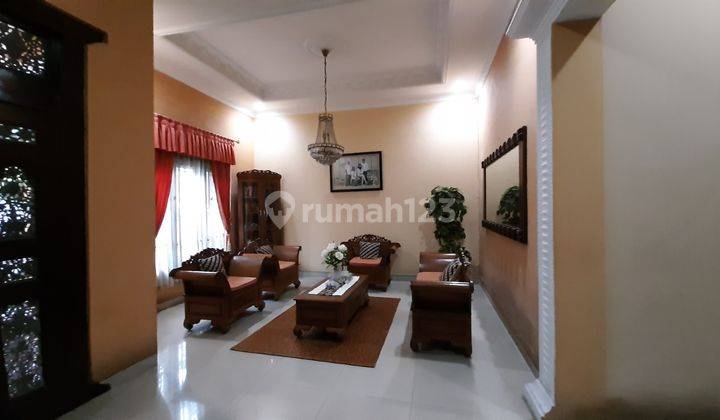 Rumah di pemukiman elit Jaka permai,Bekasi barat, strategis,2 lantai,minimalis modern,semi furnished 7