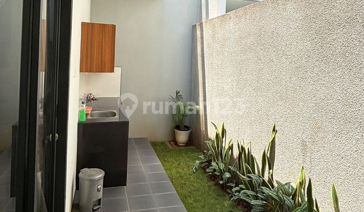 Modern Ready-to-Live Home Strategically Located Near Bintaro Toll Road 2