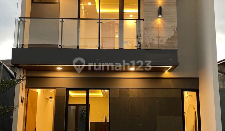 Hunian Ekslusif Rumah 2 Lantai Cinere Depok Hunian Ekslusif Rumah 2 Lantai Cinere Depok