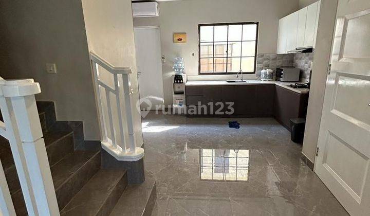 DISEWAKAN TOWNHOUSE EMERAL PERMATA MILLENIUM LIPPO KARAWACI SIAIP HUNI 2