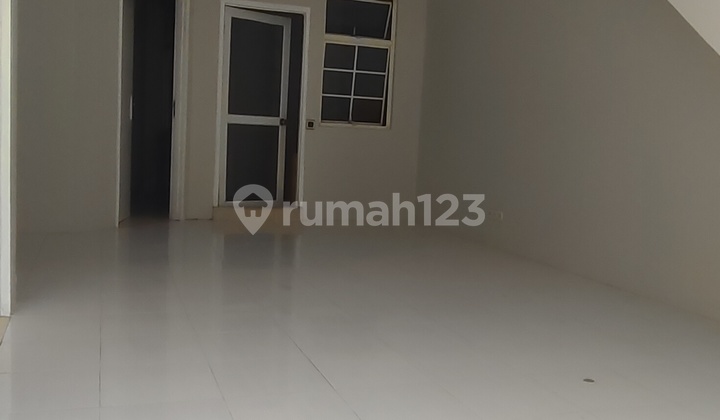 Disewakan Townhouse Taman Elok Unfurnish Lantai Dasar Siap Huni 2