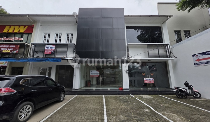 Shop House Perfect for Business in Kemang, Limited Offer Shop House Perfect for Business in Kemang, Limited Offer