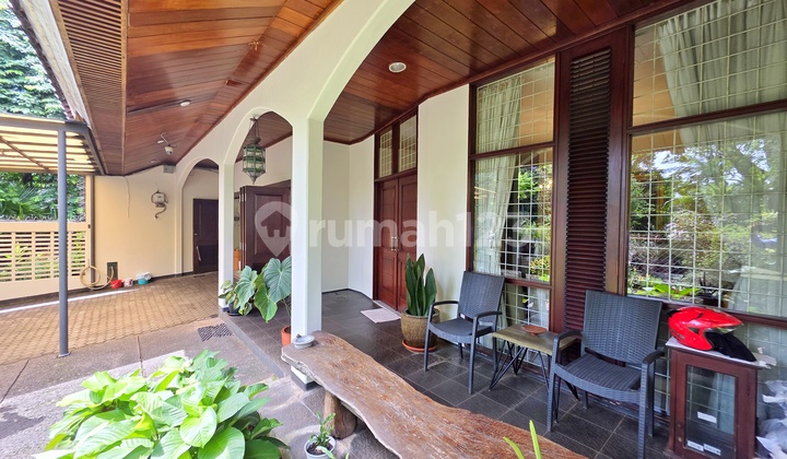 Rumah Pondok Indah Lingkungan Nyaman, Jakarta Selatan 2