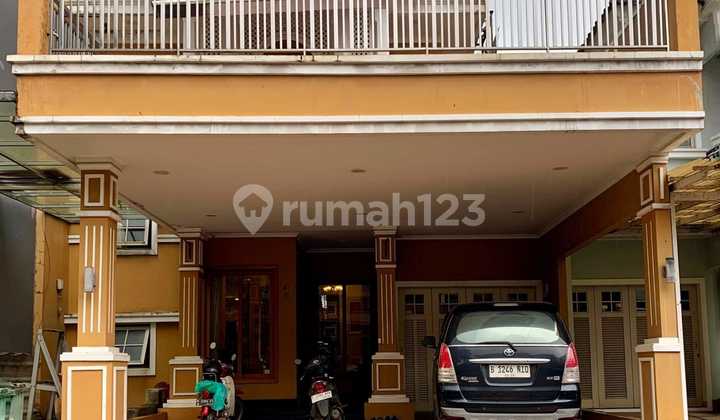 Delatinos House Ready to Live in Serpong, South Tangerang Delatinos House Ready to Live in Serpong, South Tangerang