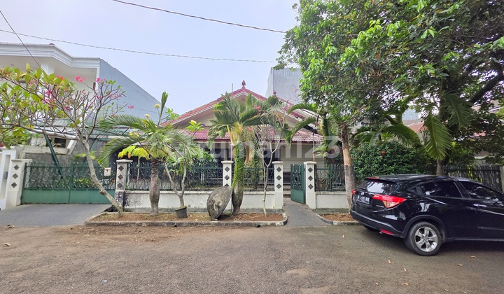 Rumah Veteran Raya komplek Graha Baru Jual Cepat, Jakarta Selatan Rumah Veteran Raya komplek Graha Baru Jual Cepat, Jakarta Selatan