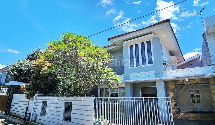 Rumah Dijual 2 Lantai, Harga Bagus Banget  1