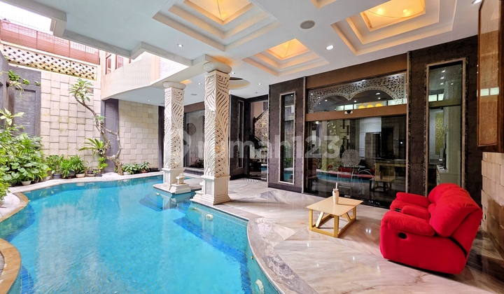 Rumah Mewah Pondok Indah, Jakarta Selatan