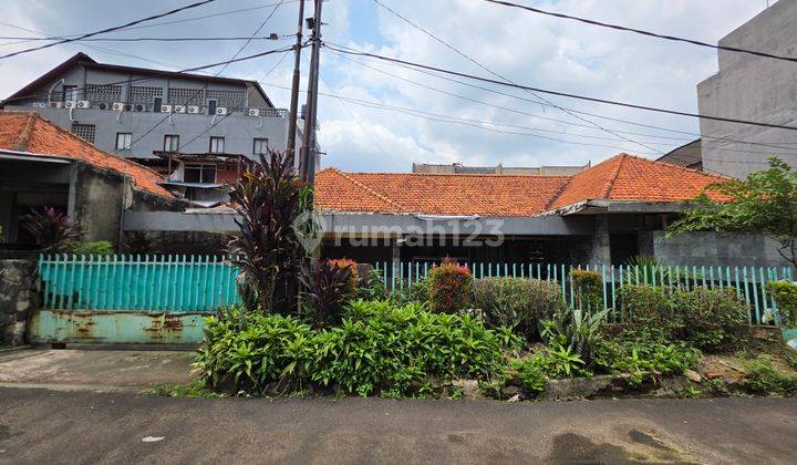 Rumah Tua Konsep Paviliun Murah di Cilandak Barat  1