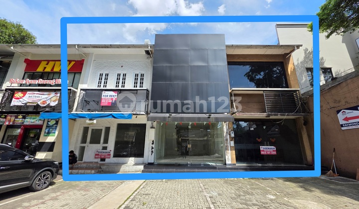 Ruko 3 Gandeng di Kemang, Jakarta Selatan Ruko 3 Gandeng di Kemang, Jakarta Selatan