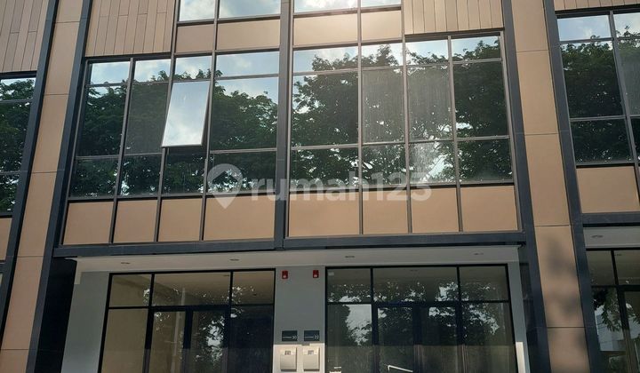 Ready-to-Use Shop House Flash Sale on Fatmawati Street, Cilandak