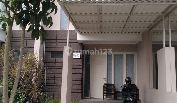 Rumah 2 Lantai Puri Safira Regency Menganti Gresik 1