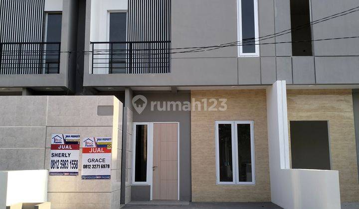 Dijual Rumah 2 Lantai Maharaja Residence Menganti Gresik 1