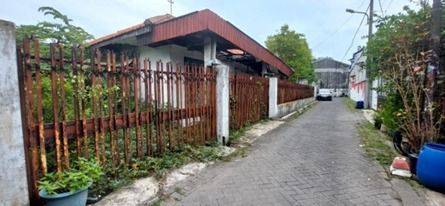 Lahan Dan Bangunan Di Kemlaten Karangpilang Surabaya  2