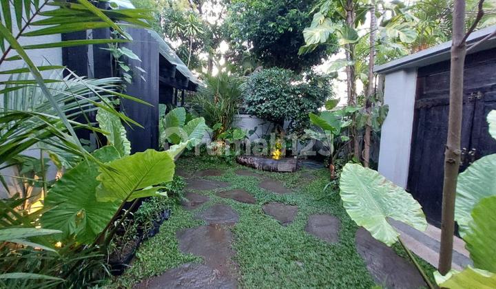 Dijual Villa 4 Kamar Perpaduan Tradisional Modern di Kerobokan 2