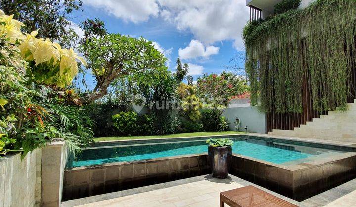 High Class Villa in the Balangan Area for Annual Rental 1