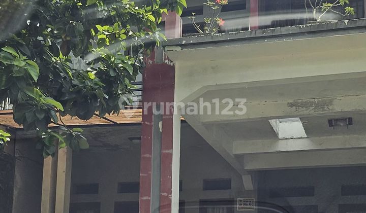 For Sale: House in Billymoon Complex, Pondok Kelapa, East Jakarta For Sale: House in Billymoon Complex, Pondok Kelapa, East Jakarta