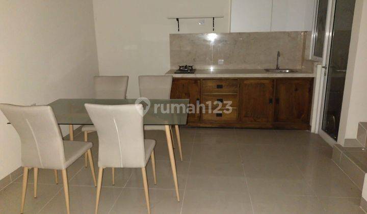 Rumah 2 Lantai di Cluster Tesla, Summarecon Serpong, Tangerang 1