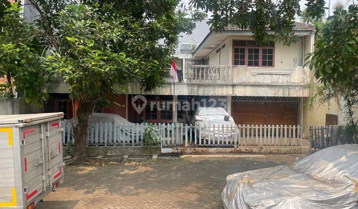 Rumah taman kedoya baru kebon jeruk 1