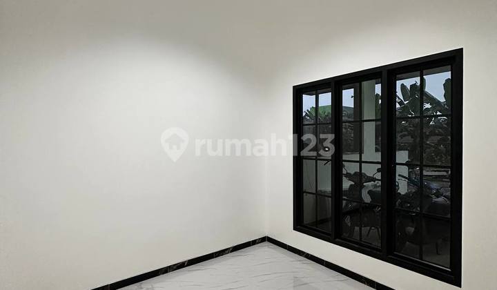 Rumah 2lantai.bagus Dekat Pintu Tol Sawangan  2