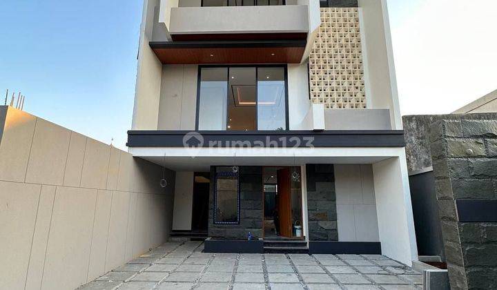 Rumah 4 Lantai Semi_Furnished Di Jalan Raya Ampera, Kemang SHM 1