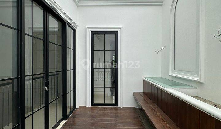 Brand new house di jual rumah 3 lantai dalam komplek dekat toll andara 2