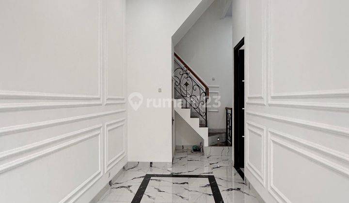  Rumah Bagus Shm Unfurnished di jagakarsa 2