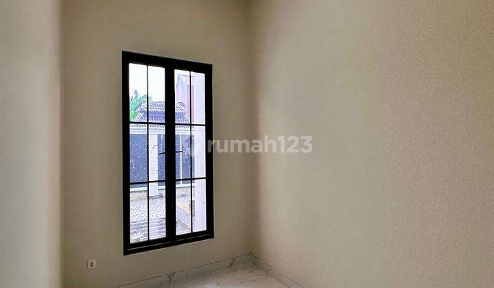  Rumah Bagus Shm Semi Furnished di jalan raya RTM, Cimanggis 2