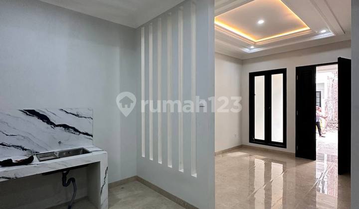 Ready-to-Occupy 2.5-Story House Near Cilandak Toll Gate, Jakarta 2