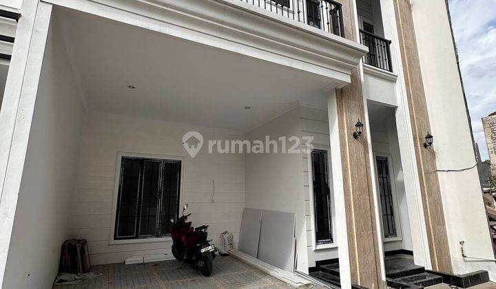 Rumah Siap Huni 2lantai Dekat Pintu Tol Brigift Cilandak  1