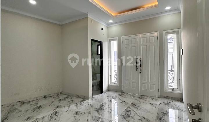 Rumah Ready Siap Huni Dengan 5 Kamar Tidur Di Jagakarsa Jakarta 2