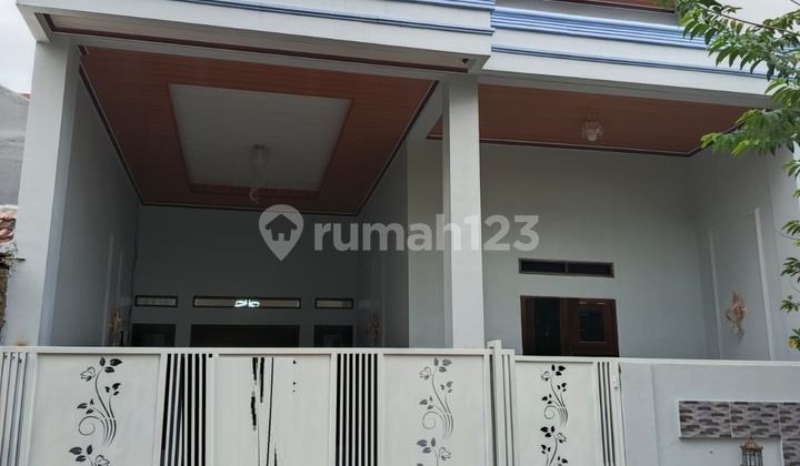 Sell House Pup Sector V Bekasi Great Price (Knt) Sell House Pup Sector V Bekasi Great Price (Knt)