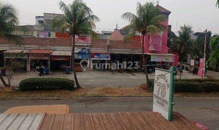 Ruko di Villa Mutiara Gading 2, Bekasi Bagus C0056 2