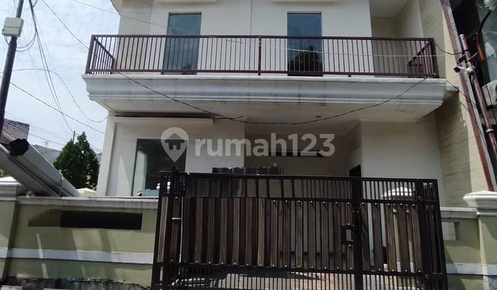 For Sale 2-Story House in Bulevar Hijau, Bekasi City (C0002)