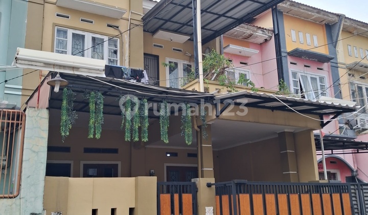 For Sale: Nice 2-Story House in Taman Harapan Baru, Bekasi City (C0808)