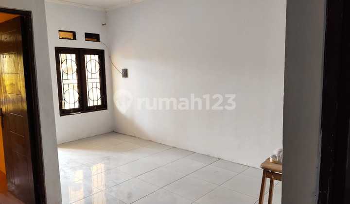 Rumah Disewa Minimalis Dipondok Ungu Sektor V 2