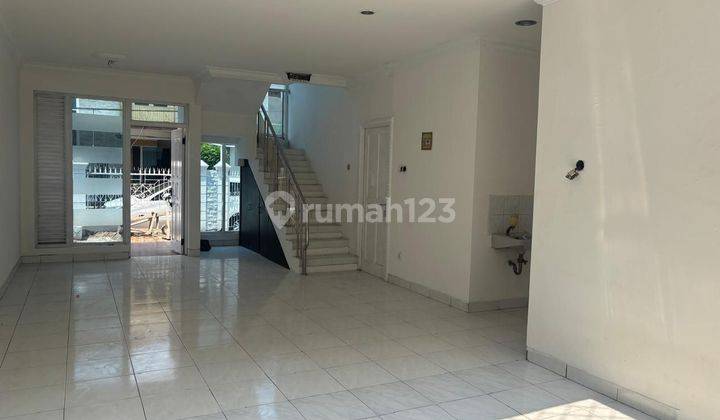 Dijual Rumah Tingkat Ditaman Modern Jaktim  2