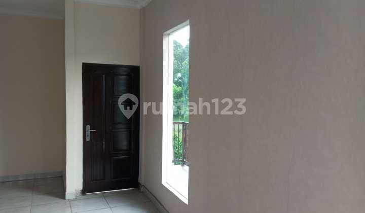 Jual Rumah 2 Lantai di Bulevar Hijau Bekasi Kota (C0002) 2