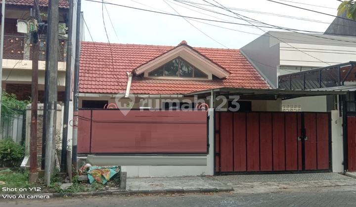 Rent a Magnificent House in the Elite Eramas 2000 Complex, East Jakarta (D0317) Rent a Magnificent House in the Elite Eramas 2000 Complex, East Jakarta (D0317)