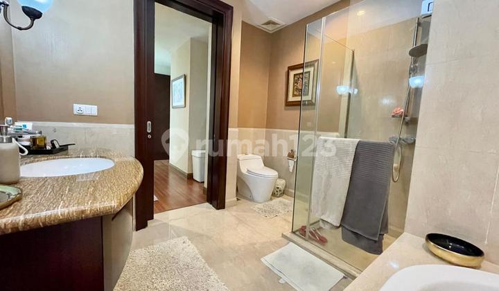 Luxury Ready-to-Occupy 3 BR Furnished Apartment Pakubuwono View 2