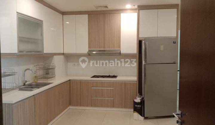 Luxury Pakubuwono Signatures & Fully Furnished  4 Br+1best View  2